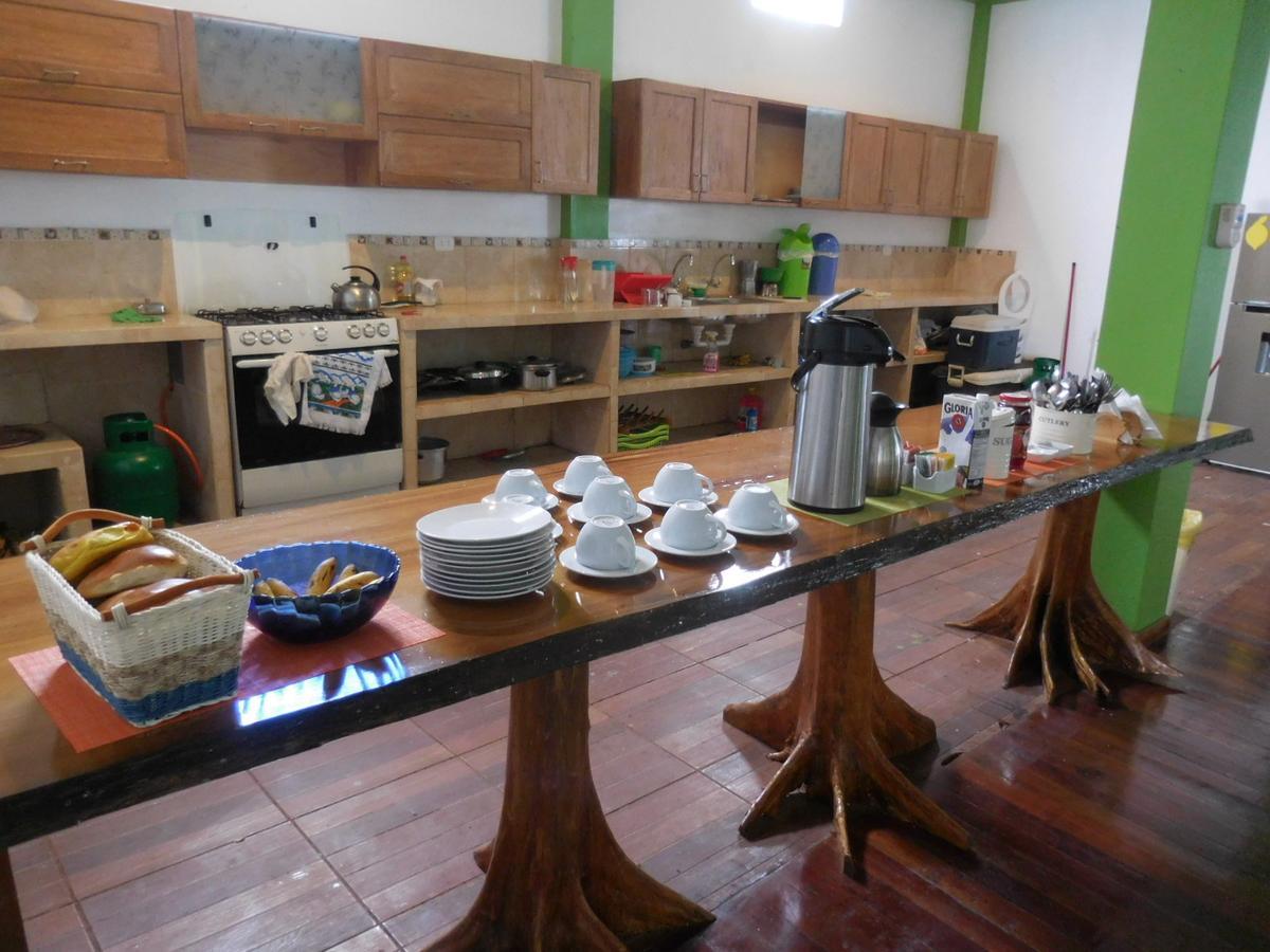 Tambopata Hostel Пуерто Малдонадо Екстериор снимка